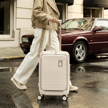 Top Opening PC Hard Shell Suitcase, 20-inch International Carry On Luggage with TSA Lock, 360 Silent Spinner Wheels - Ideal for Business Travel Suitcase Beige